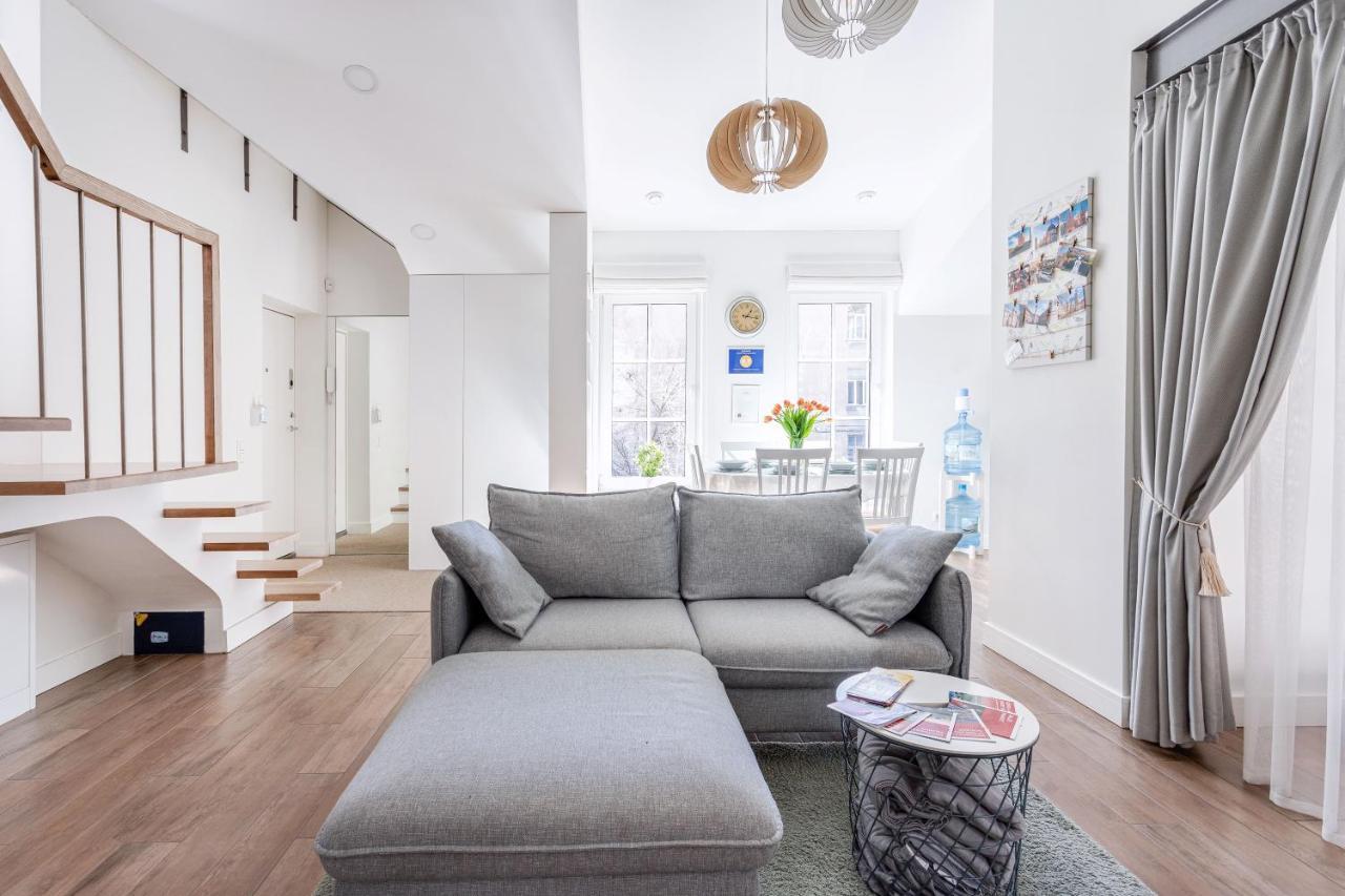 3 Bedroom Apartment 24H Self Check In, Free Parking, Ac, Fireplace Vilnius Bagian luar foto