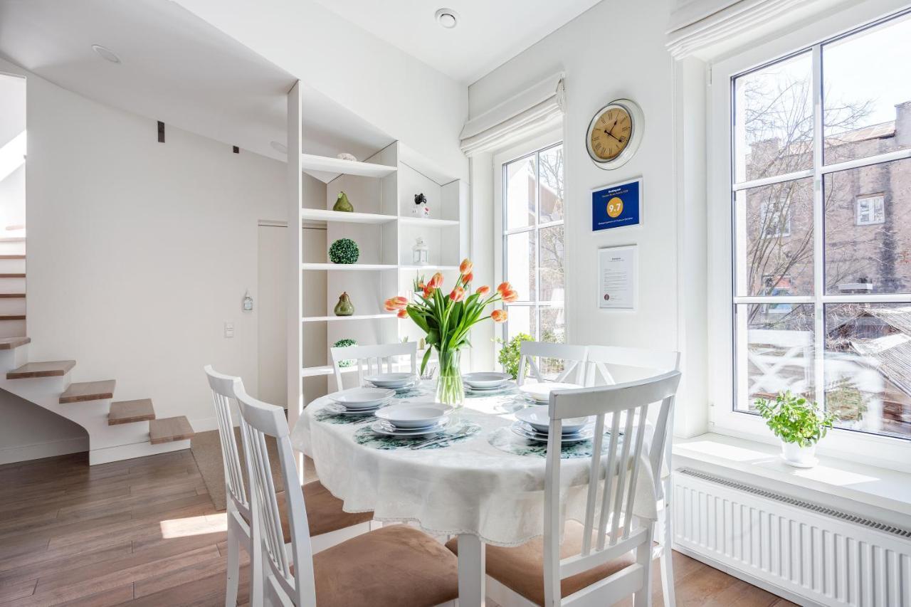 3 Bedroom Apartment 24H Self Check In, Free Parking, Ac, Fireplace Vilnius Bagian luar foto